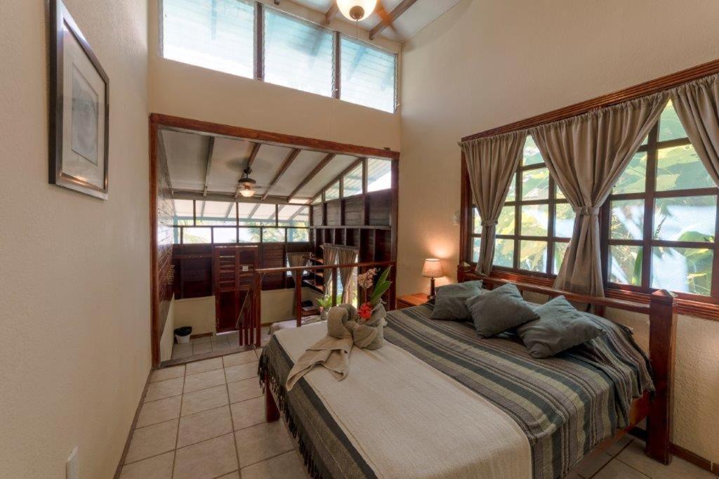 Hotel Jinetes De Osa Drakes Bay Kültér fotó